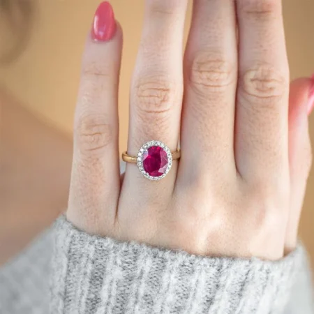 Exceptional Brilliance Found in Lily Arkwright Asscher Cut Collections